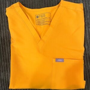 Figs V-Neck Scrub Top in Orange